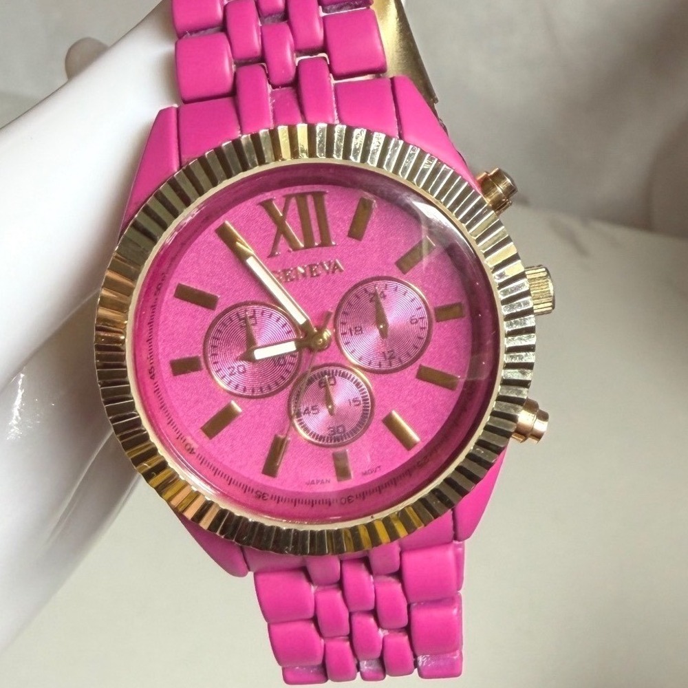 Geneva Womens Hot Pink Gold Tone Boyfriend‎ Watch DO NOT BUY